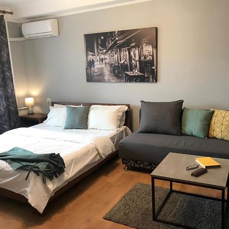 Apartment Olympyska On Velyka Vasylkyvska 45 Kiev Esterno foto