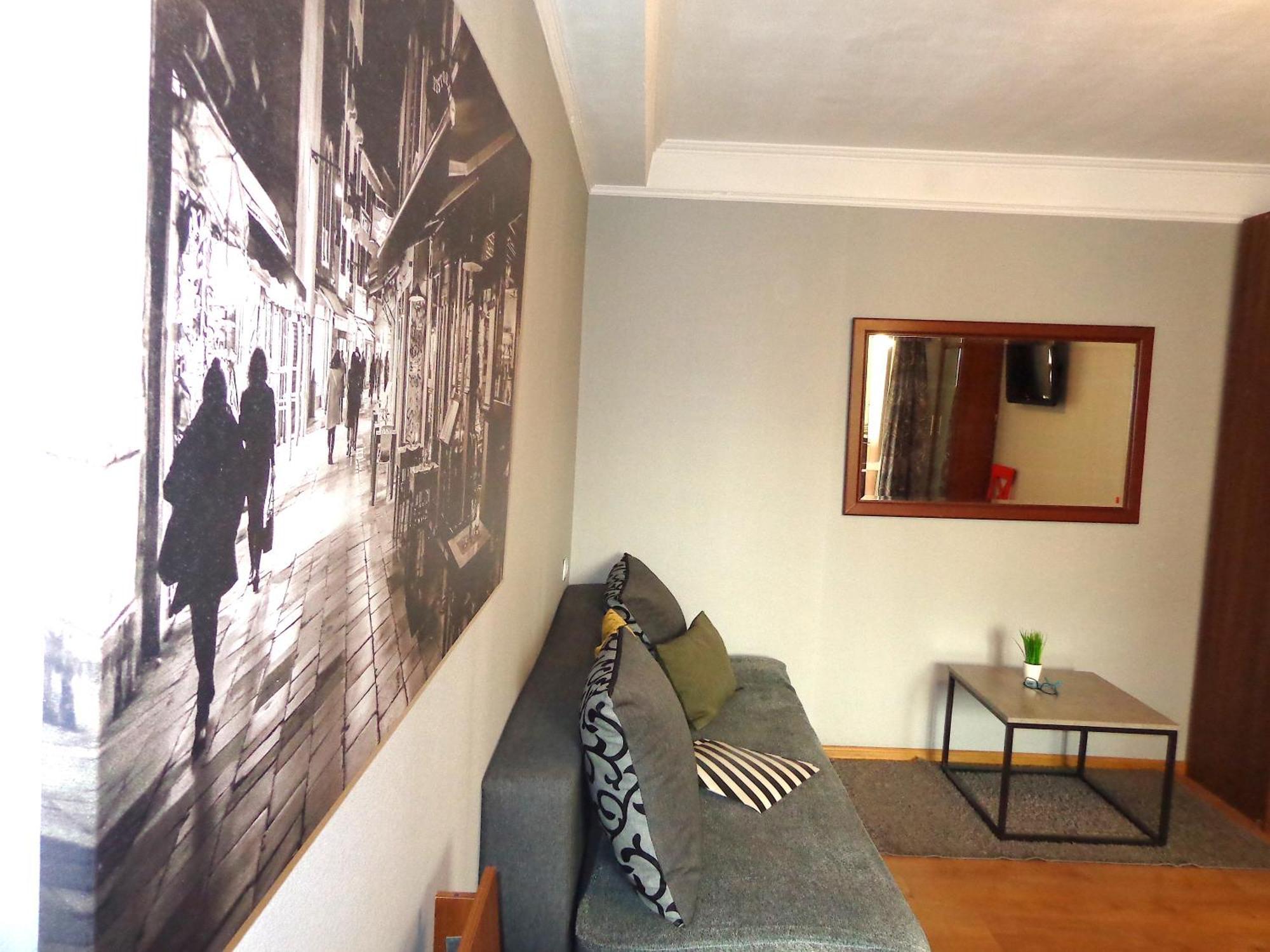 Apartment Olympyska On Velyka Vasylkyvska 45 Kiev Esterno foto